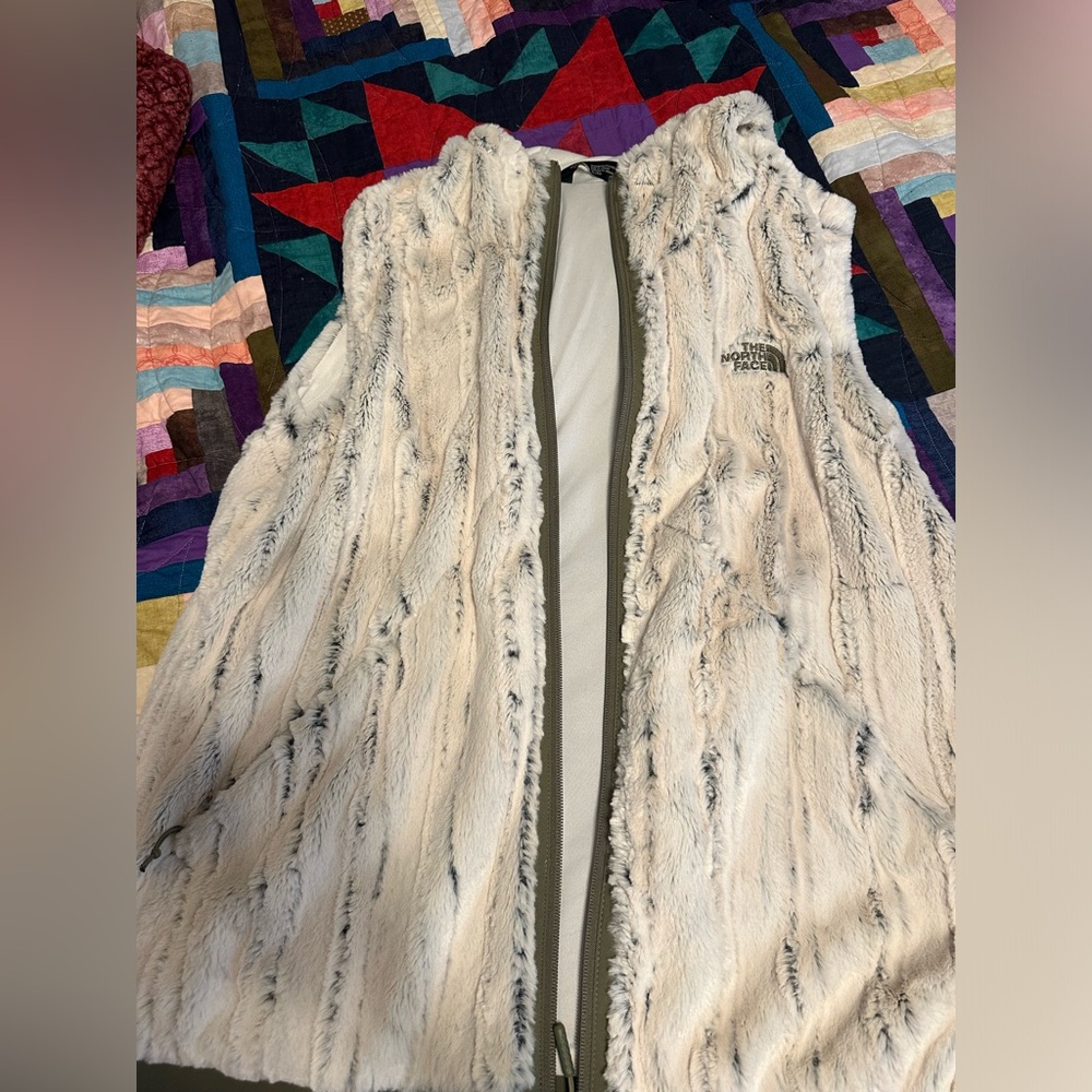 The North Face Women's Olive and Cream Vest